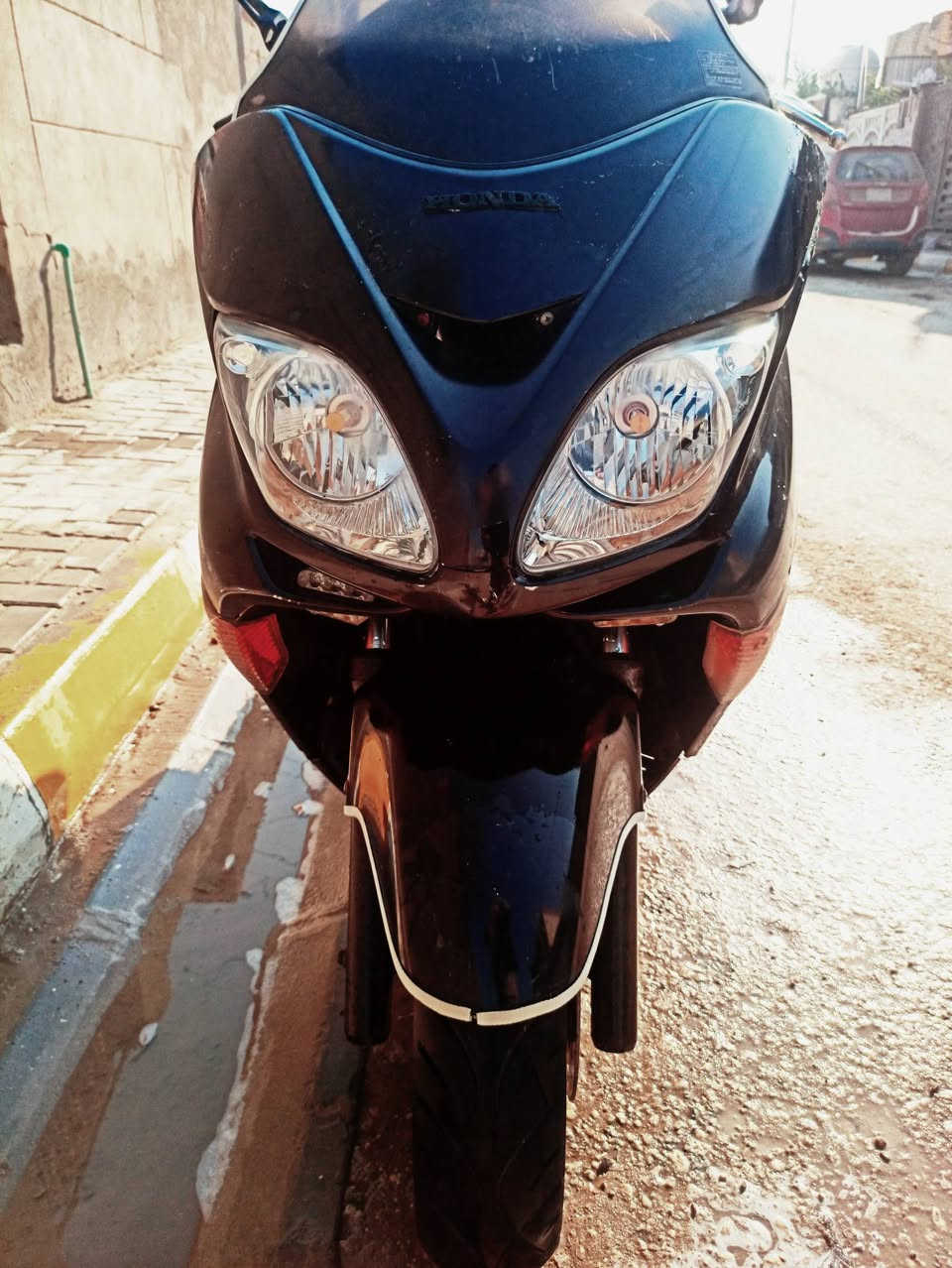 للبيع الدراجة نضيفه حيل نقصها فقط ولفات السعر 350 للإستفسار ***********
