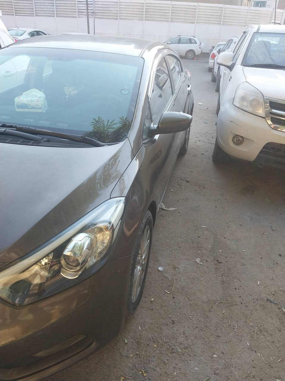 سراتو 2041 العنوان بغداد وسعر ع هذا رقم ***********
