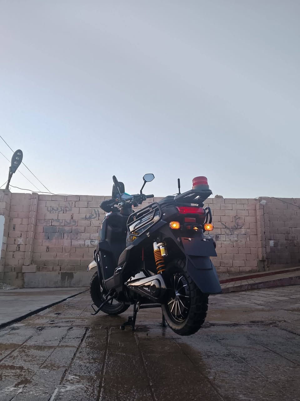 السلام عليكم ماطور شحن يمشيك 120 KM سعره 1500 وبي مجال اتصال *********** او خاص
