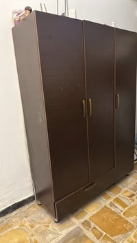 غواص • بغداد • غرفة نوم