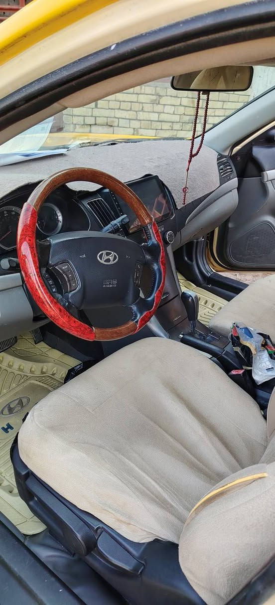 السلام عليكم سوناتا مديل 9خليجي جاهزه ما نقصها اي شي مكفوله من الظربه رقم مميز منظومه غاز ⛽ بيهه حداديه تخم تاير سنويه نهايه 26 مصفره هيئه وغرامات السعر 78وبيهه مجال قليل مكلف بل النشر رقم صاحبه 
*********** اخوان مكلف بل النشر. اخوان مكان السياره بصره ورقم السياره بصره
