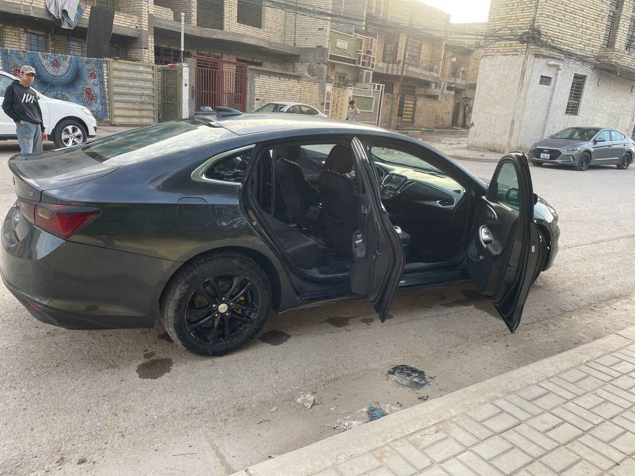 السلام عليكم 
للبيع ماليبو موديل 2018
محرك 1500تيربو 
مواصفات /Lt حساسات  كامرة دوارة  شاشة  بصمه  سائد بريك دواسة 
الكير at
,تخم تاير جديد
 حادثهه جزء من البنيد والجاملغ الأيمن 
تحتاج تبديل دعامية فقط 
***********
***********
السعر 107وبيهه مجال
