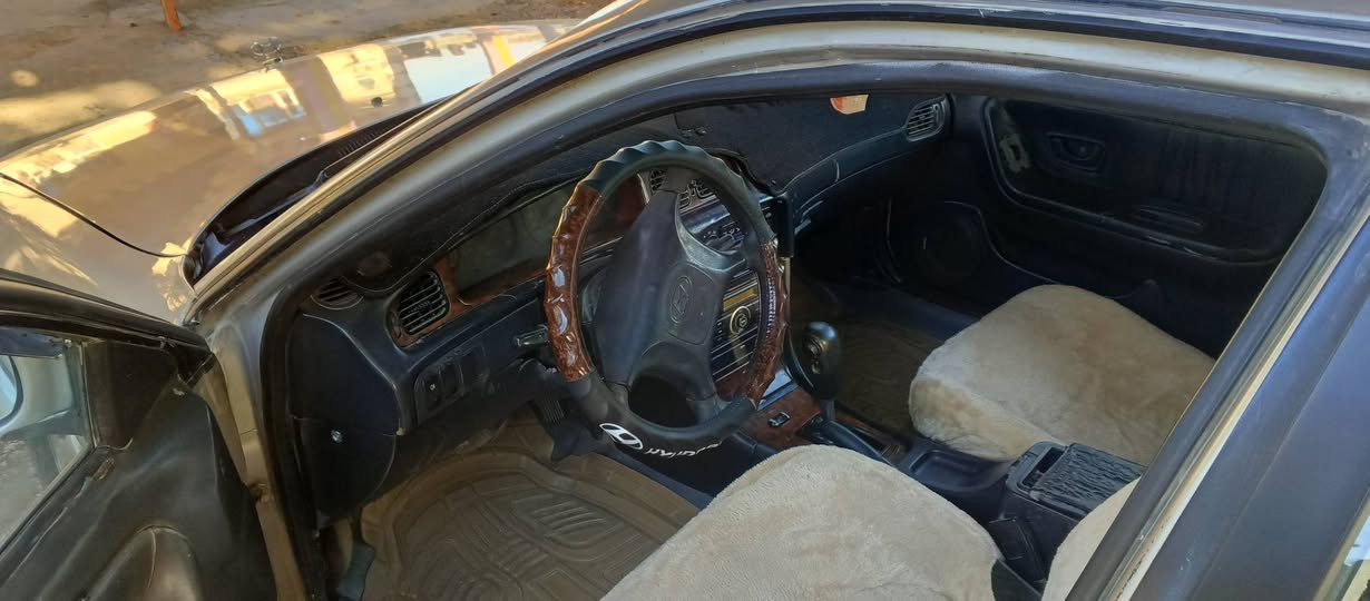 السلام عليكم سيارة سوناتة تو موديل 94 كير  وتاماتيك على عل عيب  رقم بغداد ***********
