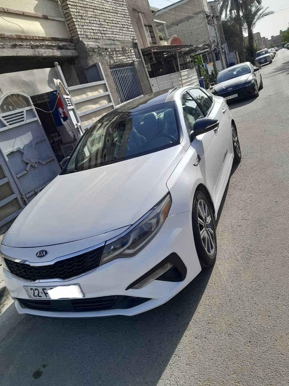للبيع كيا اوبتيما 2020 EX فول مواصفات 1/1
المحرك والكير: كفاله 

التبريد: خير من الله

بيها(قطعتين) صبغ 
حادثها من امريكا جاملغ خلفي
وبالعراق بيها شوية صبغ بالبنيد
باقي السيارة كفالة

الرقم: أربيل
التحويل: ثاني يوم

السعر: 130 ورقة وبيها مجال
العنوان: بغداد - حي العامل
للتواصل: ***********

