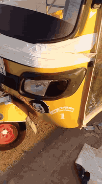 السلام عليكم تكتك للبيع تيفي اس موديل 2020 نازله 21 رقم نكليزي وسنويه مداور مباشر  تكتك خير من الله مال جناي السعر 5800 وبيها مجال مكاني واسط  قضاء الحي رقمي ***********
