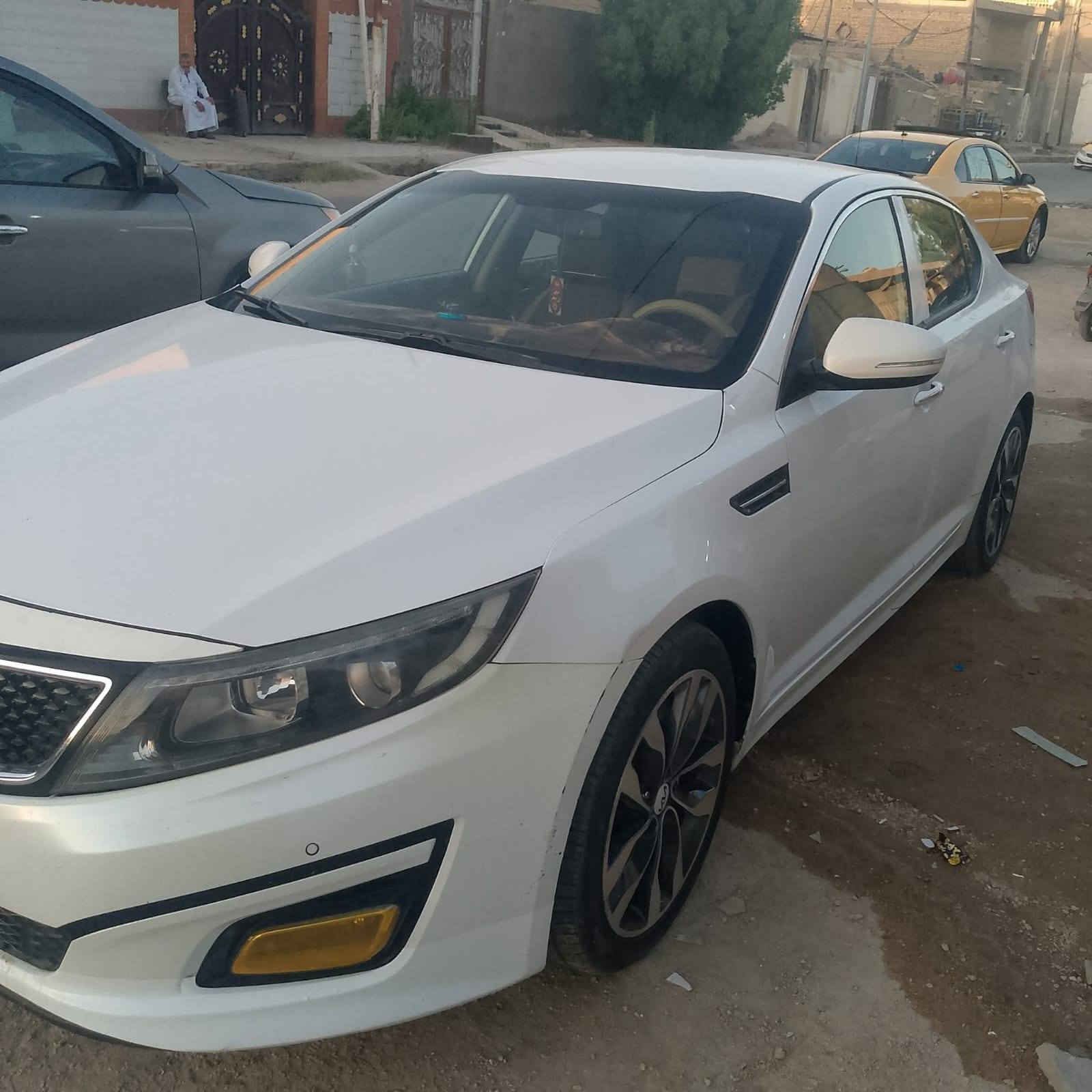 سلام عليكم سياره للبيع اوبتيما خليجي  14شكل 15 مكينه 2400 موصفات فول بصمه لد نهاري بكلايت لد ويل كروم رياضي شفتات ستيرن كشنات جلد  رقم بغداد وباسمي بيها تبديل قطعتين مو اكيد حسب السونار  بنيد وباب المكان السماوه لتواصل علة هذا الرقم ***********
