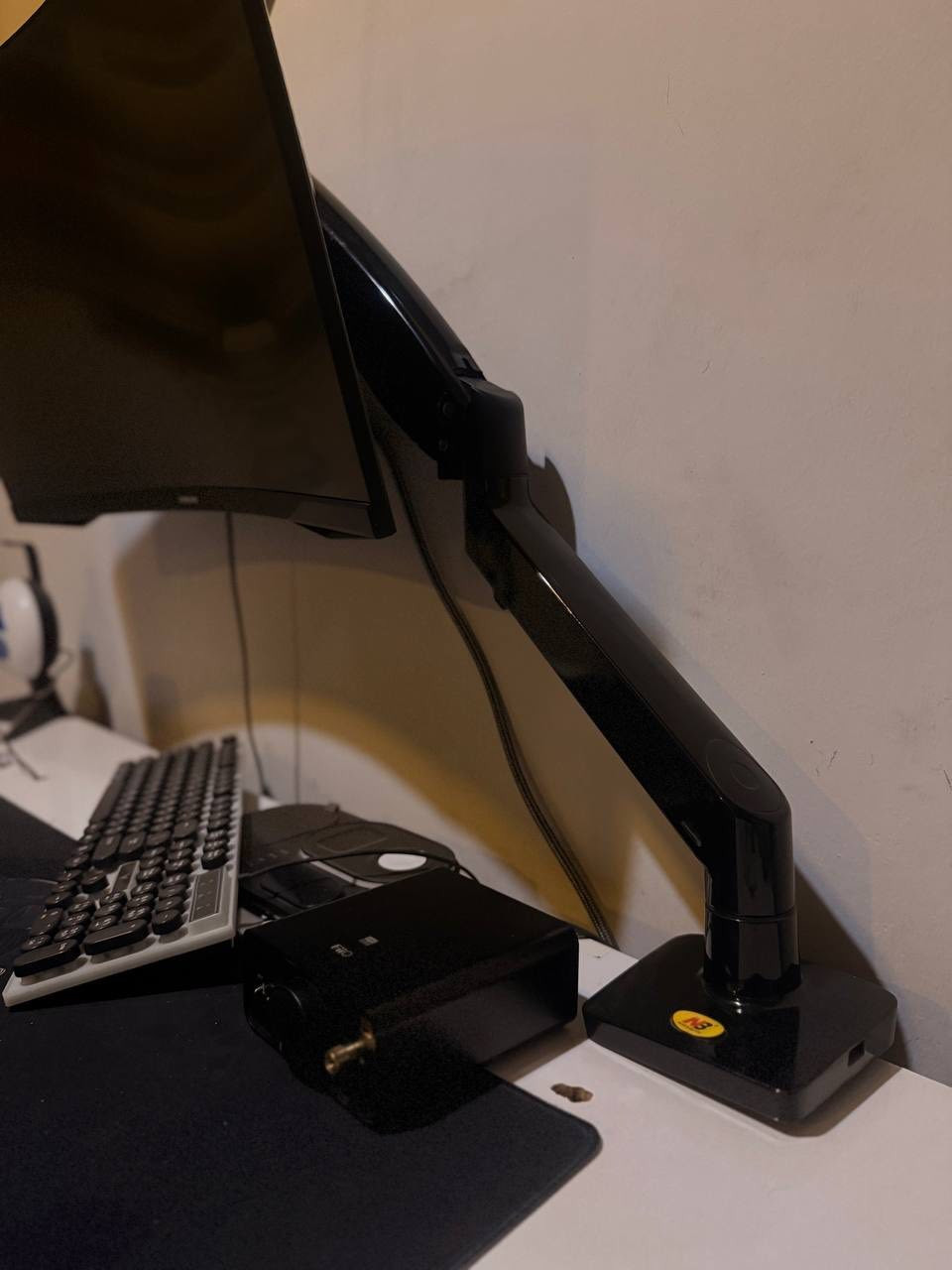 شبابنا الطيبه سلام عليكم و رحمه الله 

اغراضي الموقره للبيع + كل كراتين القطع موجوده و اي عطل بل اغراض ماكو جديده الاغراض كلش 

Monitor samsung g5 2k 165hz 27 inch 1ms  va

 الاستناد مال الشاشه f80 

يوبي اس من farber دبل بطاريه سميث وان كي في 

كونسل revelation 5 pro 

ماوس لوجتك 5 pro 

كارت الصوت k5 pr5 مع السماعه dt770

مايك fifan 

اخوان الاغراض سعر و اخذ بس بداعتي لا تكسر بيه كسره قويه خليه بانصاف الي و الك افيدك و تفيدني و التوفيق للجميع ان شاء الله


**إذا كنت صاحب هذا الإعلان وتريد حذفه لأي سبب، رجاءا أرسل رسالة إلى الدعم الفني**