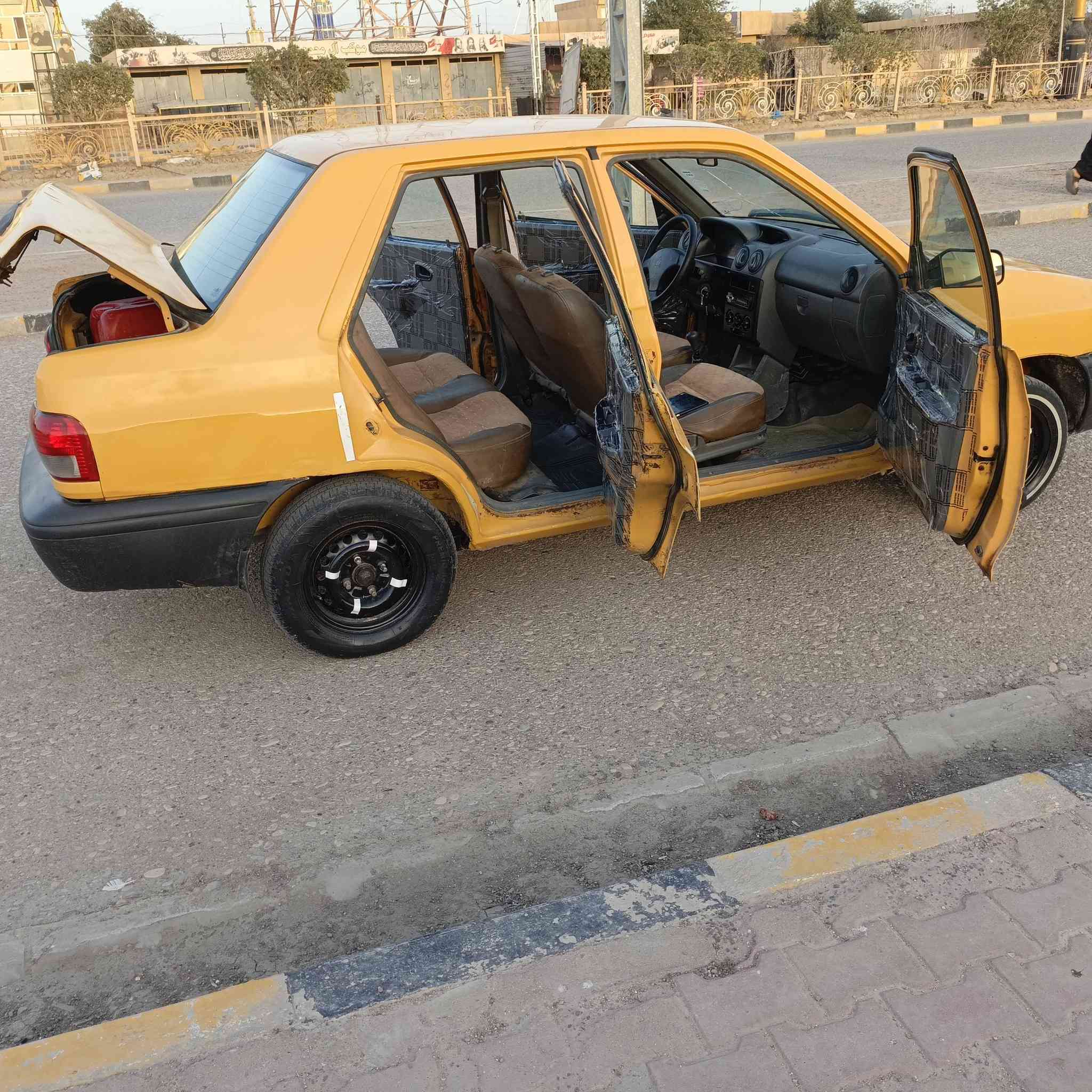 سلام عليكم سياره للبيع سايبه مديل 2017 مكينه وكير مكفولات جداد بعدهن بالكارت سياره مكفوله من دعاميهالدعاميه  مكفول من ضربه و تبديل وصبغ مصفر هيه وغرامات تحويل اليمته مايعجبك مشروع وطني تحويل بكل المحفضات حداده جديده تخم تاير تبريد شغال الكهربائي شغاله تراي وين ما يعجبك السعر 23مكاني العماره ميسان رقمي‏‪***********‬‏
