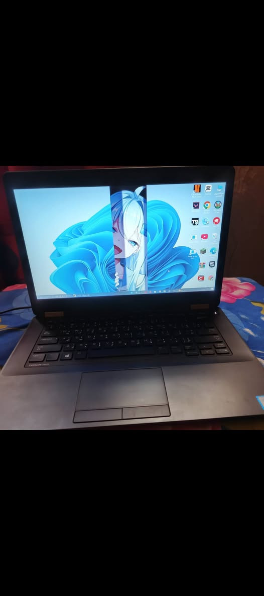 لابتوب dell للبيع وهاي المواصفات كدامكم بالصور استعمال قليل كلش السعر 190 وبيها مجال مكاني بغداد الشعب-***********
"متلكه مثل هيج سعر ابد بس اني مستعجل على بيعتها"
