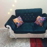 تخم 10 مقاعد نضيف جدا سعره 250 شاري يتصل 07736504557