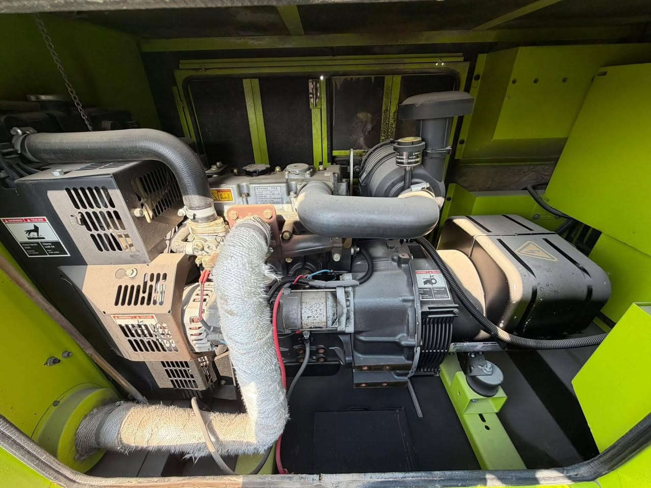 #جديدنا_لاينتهي[0️⃣7️⃣8️⃣1️⃣2️⃣3️⃣4️⃣5️⃣2️⃣3️⃣2️⃣]
🔷نوع المحرك:بيركنز انكليزي 🇬🇧
🔷القدره:15KVA
🔷المحرك:3بستم
🔷نوع الملف:لوري سومر فرنسي🇫🇷
🔷عدد ساعات التشغيل:220 ساعة ⏰
🔷كاتم جين باور 100%🇹🇷
🔷مع سسستم بروتكشن كامل للحمايه ونظام اوتو Ato
🔷مع خزان وقود 150L
🔷لمعرفة السعر فقط الاتصال:-
🔷☎️رقم الهاتف:0️⃣7️⃣8️⃣1️⃣2️⃣3️⃣4️⃣5️⃣2️⃣3️⃣2️⃣
#علي_الباشا
🔷العنوان:بابل/الحله/الجزائر-مجاور مستشفى الحياة-ومقابيل ملعب الجزائر
🔷يوجد توصيل لجميع محافظات العراق 🇮🇶 🛻🛻


**إذا كنت صاحب هذا الإعلان وتريد حذفه لأي سبب، رجاءا أرسل رسالة إلى الدعم الفني**