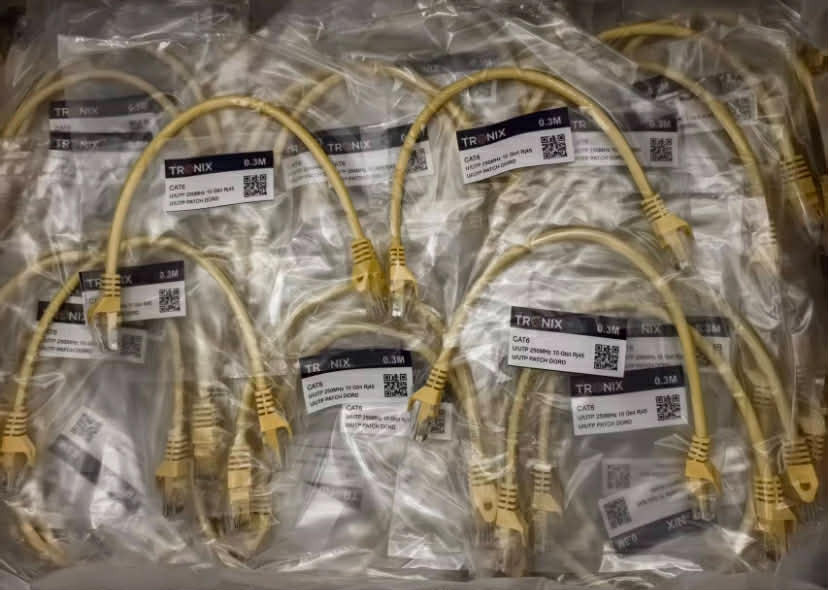 Aj مركز جمان للألكترونيات

*********** 📞وأتساب

🪶🪶وصول كيبل لان براند 

#TRONIX_LAN_CABLE_0.3M_0.5M_1M_كيكا _Giga

🩸يوجد لدينا اسعار جملة للكميات 

📍العنوان 
📍بغداد شارع الصناعة مجمع التميمي ط1 
يوجد لدينا خدمة توصيل

#FTTH_NETWORK_CABLE_ROUTER

