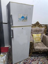 ثلاجة كيلون • ١٨ قدم • شغالة