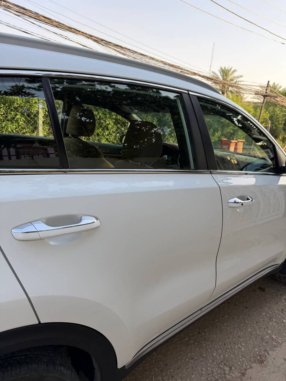 🚗 كيا سبورتج (Kia Sportage)  2021
نوع السيارة: كيا سبورتج (Kia Sportage).

 الموديل: 2021 رقم بغداد انكليزي دولي 

 خليجي ، بصمة تشغيل وابواب ، تشغيل عن بعد ,

شاشة كبيرة، كاميرا دوارة، حساسات خلفية وأمامي.

تبريد قطعتين ، تحكم ستيرن ، مودات قيادة سبورت ايكو نورمل 

مري شفط 

حجم المحرك 2000 سي سي دوش .

  كير ومكينة مكفولات بشرط الفحص

السيارة نظيفة جداً، بيها تعديل بارد في باب السائق

السنوية ب اسمي تحويل ثاني يوم 

📍مكان السيارة: بابل / جبلة

  السعر، 196 (وبيها مجال بسيط للشراي).

📞 للتواصل والإستفسار  ***********

بي وات ساب
