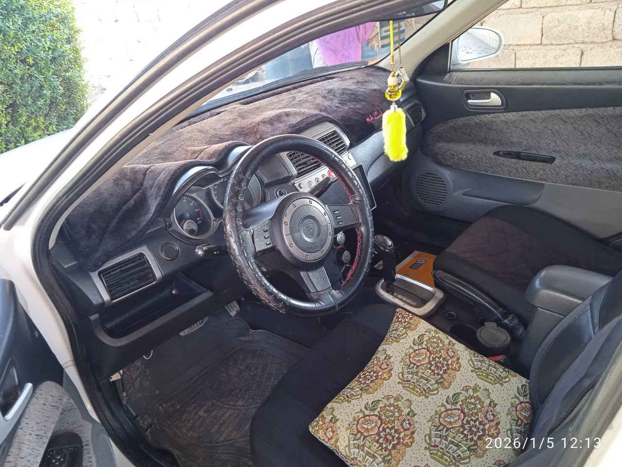 براتون موديل 2009 رقم سليمانيه شرط التحويل بيه قطعه واحده صبغ وملاحضات بارد جدا قليل كير شرط محرك 16لاتنقيص ولا تبخير سياره حلوه حيل مكان السياره نينوى القياره الاتصال على الرقم التالي ***********  السعر 67وبيه مجال قليل
