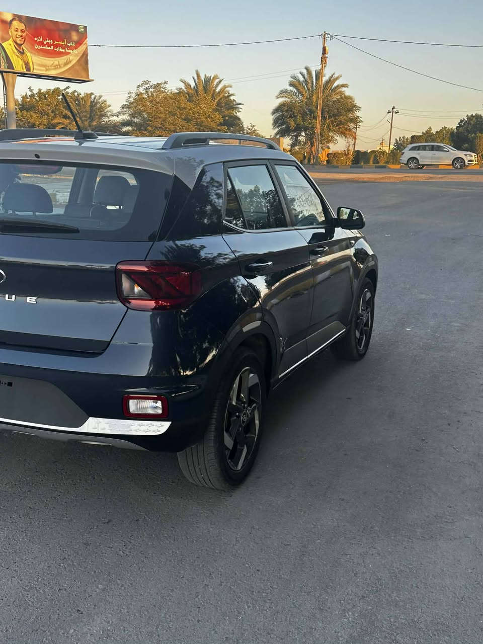 فينوا 2024 لمتد
تو كلر – سقف أبيض
السيارة نظيفة جداً وجاهزة للاستخدام.
أهم المواصفات:
شاحن لاسلكي
شاشة كبيرة
كاميرا خلفية
حساسات أمامية وخلفية
تشغيل بصمة (ستارت/ستوب)
كروز كنترول
لايتات LED
تحكم بالسكان
📍حلة البكرلي
السعر112
للاستفسار:
📞 ***********
