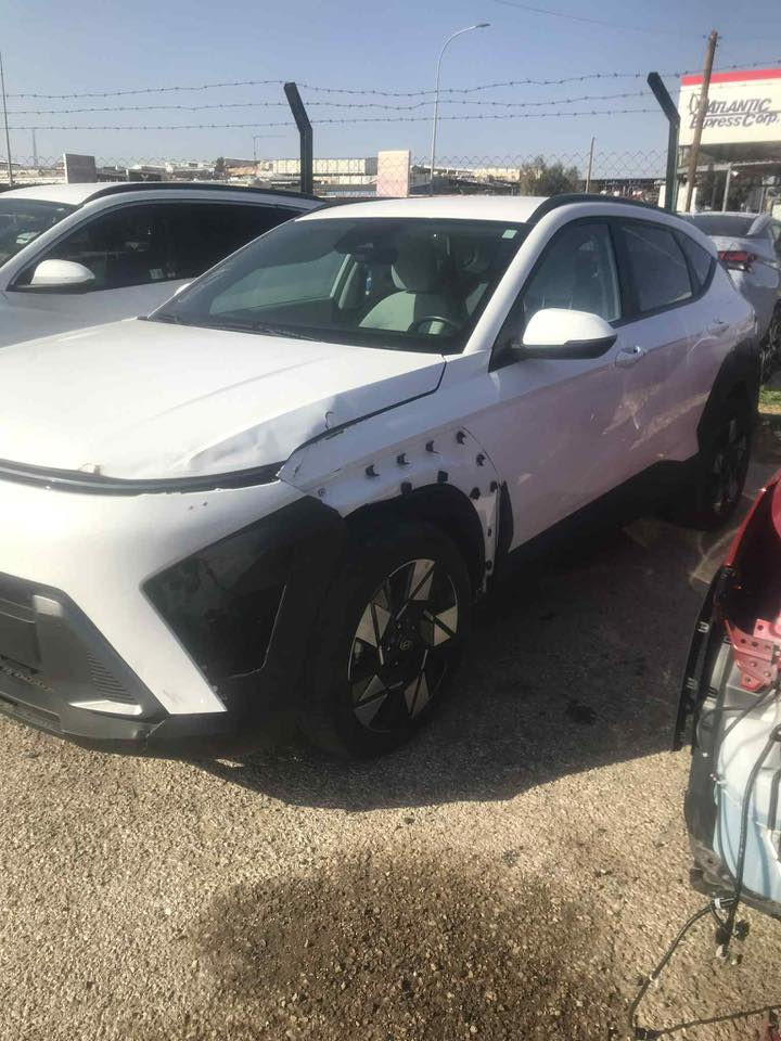 السلام عليكم 
كوناموديل٢٠٢٤دخول جديد منفيس
على حادثها 
موصفات نص فول
شاشه متصله
كاربلاي
ويل كب كروم
تبريد بيانو 
كشن السايق كهرباء
نقطه عمياء 
رادار امامي خلفي
عارضها ب١٦٥بيها مجال
***********
