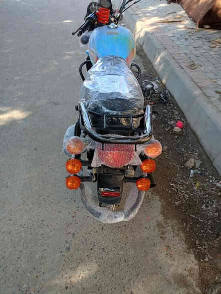 دايوان نفخ جديده أوراق كامله ومنفيس بس اسكنر موديل 24 مكينه 200 كفاله عامه فووول مال جناي سعر مليون 150 وبيه مجال بليته ورقم شاصي كامله ماعندي خاص ولا واتساب فقط تصال على خط ولاتسئل هواي ليش وشون وين ***********
