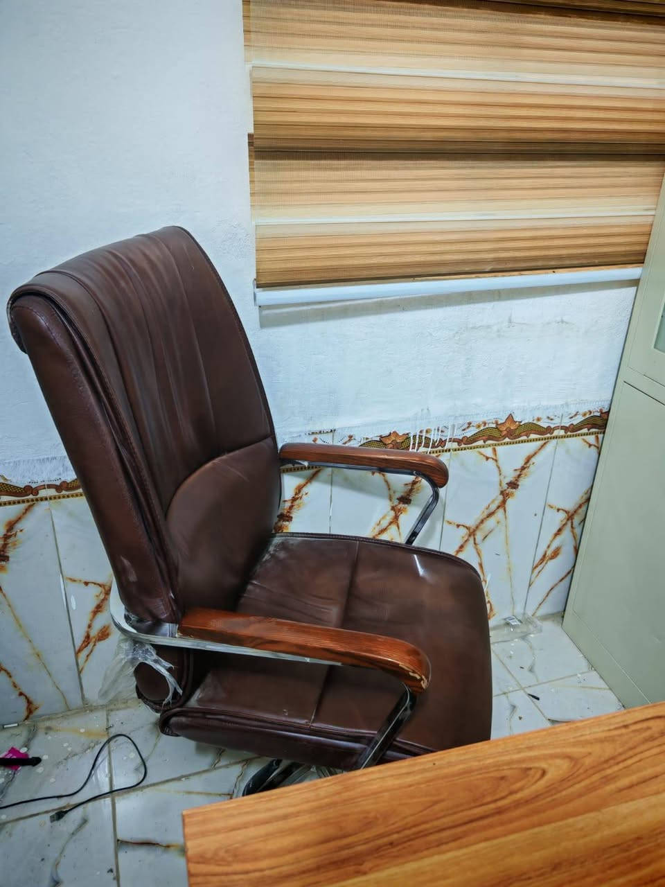 غراض معهد للبيع
***********
