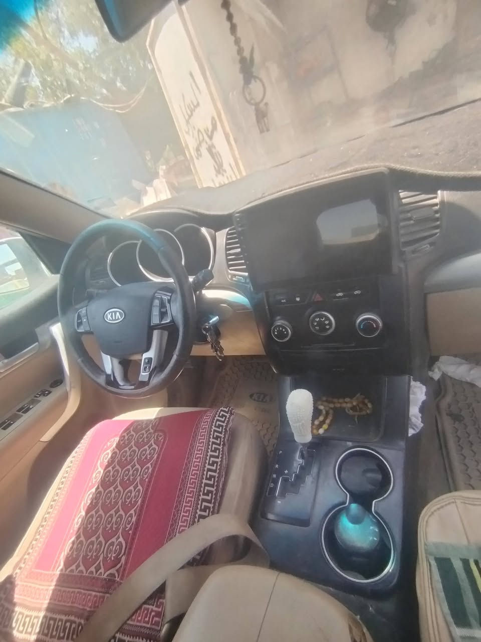 السلام عليكم سورنتو سبعه راكب مديل 11سنويه جديده سياره نضيفه محرك ما مفتوح الاستفسار ***********
