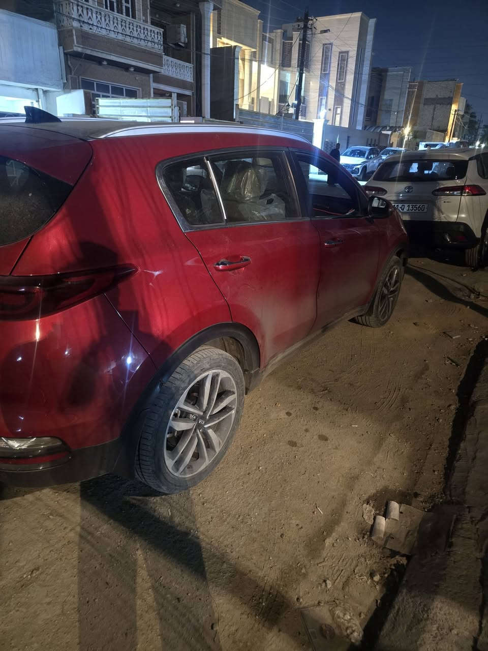 السلام عليكم سبورتج 2020 خليجي  فول الفول 1/1 ماشيه 40 الف حقيقي السياره جديده  كفاله عامه من الصبغ والبارد والتبديل كير محرك تبريد صدر كله كفاله  مكاني بغداد  الشراي يتصل وبالخدمه ***********
