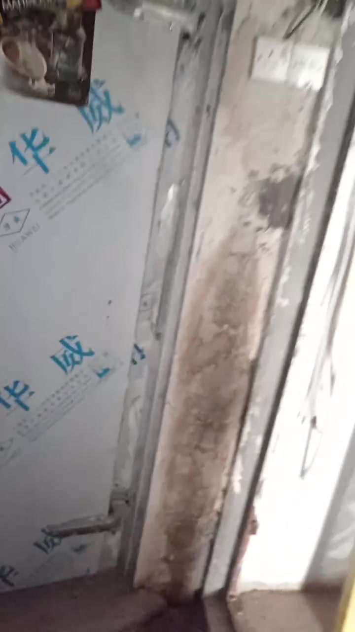 للبيع للبيع  برادات لحوم تجميد غرفتين كاملة المواصفات كمبريسر ٧.٥طن  مساحة الغرفه ٢٠متر مربع  وممكن تتكبر  يونتات عدد ٢ أخت الجديده  السعر مناسب  الموقع الانبار القائم  شارع الكيال  محلات سنان الراوي سابقا  الجاد بالشراء يتصل ***********
