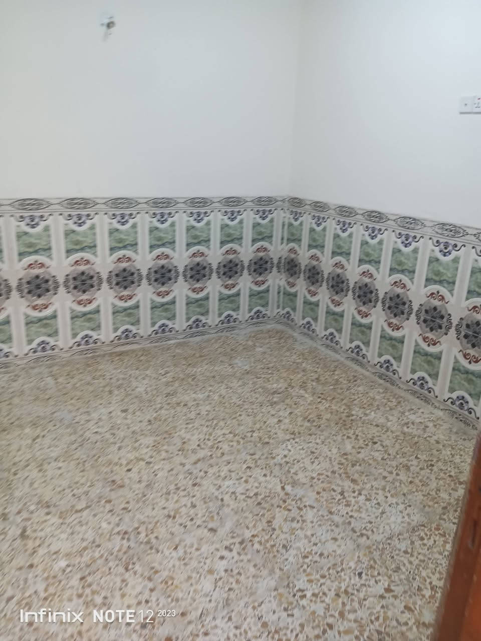 السلام عليكم
كربلاء المقدسه
بيت للبيع المساحه 50 
بيت طابق ونص واجهه خمسه 
بيت سعر 65 وبي مجال بسيط 
بيت جديد وحلو حي المثالي قرب مستشفى كفيل قرب اسواق برتقاله 
للاستفسار رقم الهاتف او واتساب ***********
