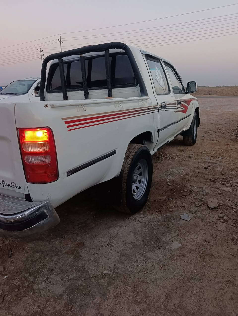 ا البيع موديل 2006 مكينة وكير مكفول مزاد الداخلية وبيه كتاب تحويل المرور سياره مكفول من الگلبه والضربة والتبديل حدادي جديد تخم تايرات كهربائية شغل دشمه جديد مكان ناصريه قضاء الرفاعي رقم الهاتف *********** سعر28 رقم ***********رقم***********
