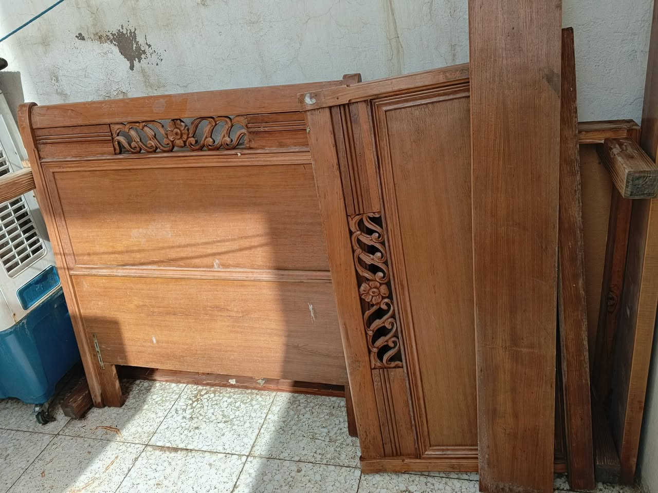 السلام عليكم 
سرير منام نفر خشب صاج اصلي جاهزه للبيع ومبرده داخليه للبيع في بغداد/ الصليخ 
ه‍/***********
