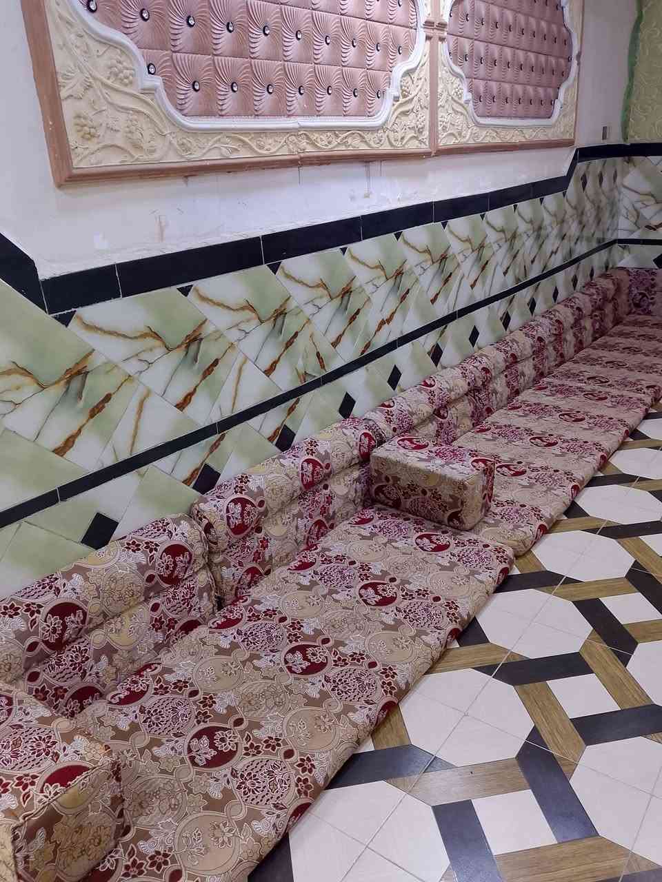 جلسة عربية كلش نضيف 14 متر سعر 175 وبية مجال قليل مكانة البصرة الحيانية
*********** واتساب
