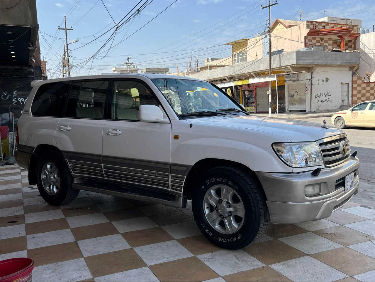 مؤنيكا 2006 GX.R
6پستن فول مواسه فات  بئ سبوغ ته نها بستك تعديلى هه يه  گئر مه كينه به شه ر سه ياره كه له سفريه وه يه ك ده سته هه تاوه كو ئيستا نؤزليشي نه كرايته وه سه ياره كه زؤر زؤر خاوئنه هه مووى له سه ر ده قي شه ريكه يه و هه ر لاى خؤمان بووه نرخى ٢١٧وه ره قه 

ژماره مؤبايل :*********** أربيل, العراق
