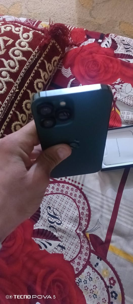 للبيع ايفون 13برو ماكس ذاكرة 256بطارية 95بعدة جديد الجهاز لون زيتوني العنوان 5كيلو ليريدة يتصل ***********وبب واتساب السعر 700قفل من لاخير لا تعبك ولا تعبني
