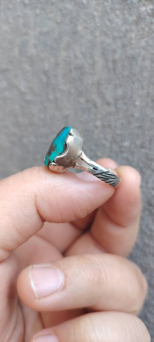 فيروز نيشابوري اصلي صياغه يدويه الفضه 925 جمال ودلال السعر خاص


**إذا كنت صاحب هذا الإعلان وتريد حذفه لأي سبب، رجاءا أرسل رسالة إلى الدعم الفني**