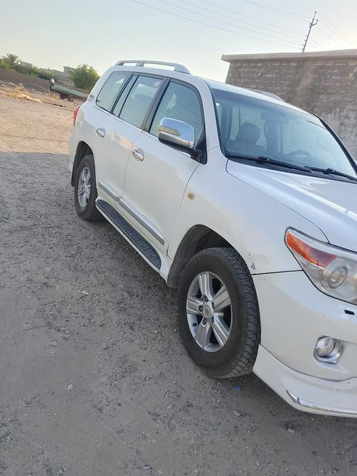 لاندكروز 2008مكفوله بدون صبغ
السعر 275 وبيها مجال
***********
