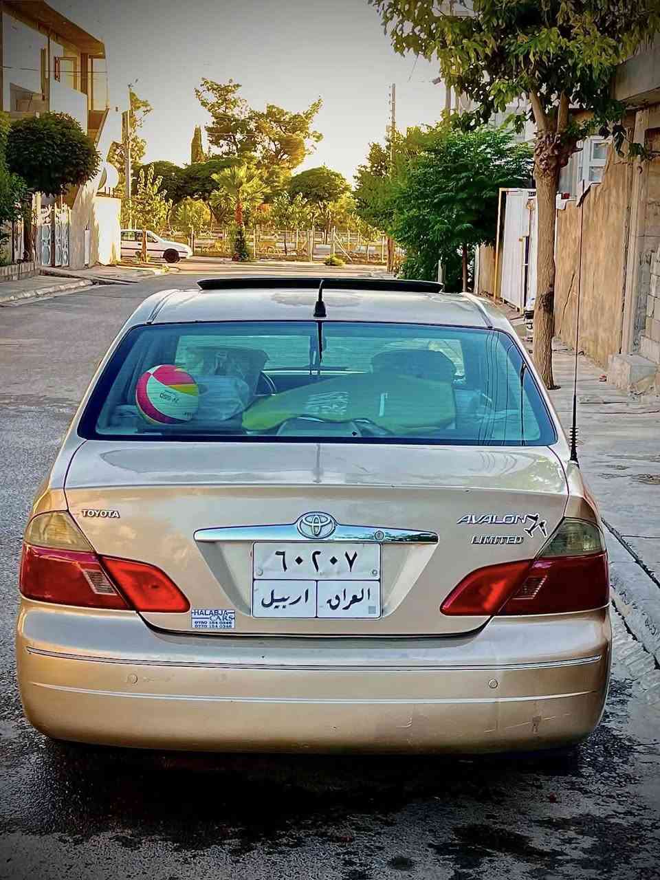 ئە فە لۆن
مە کینە 300فول خلیجی 
رە قە م هە ولیر 
١پارجە بۆیاخ ٣پارخە جە لاتین بئ سە قف 
سە یارە کە سە وتی یاتاق دە ردە گات 
ماباقی بە شە رت 
گۆرینە وە ش دە کە م بە شاهینە 
***********
