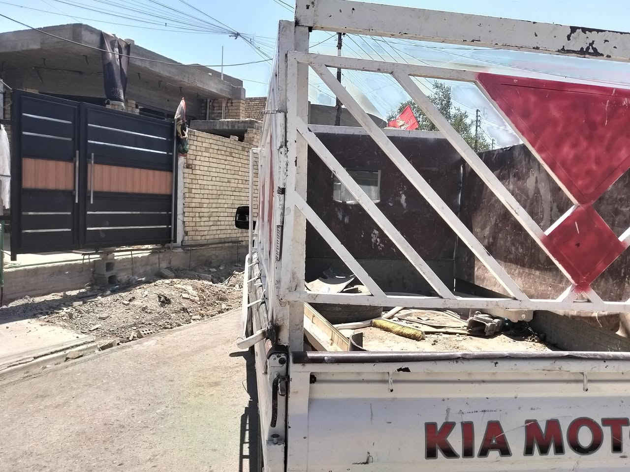 السلام عليكم محجر البيع محجر كيا انثه السعر175بيه مجال للطيبين شي قليل المكان بغداد العماري رقم الهاتف ***********
