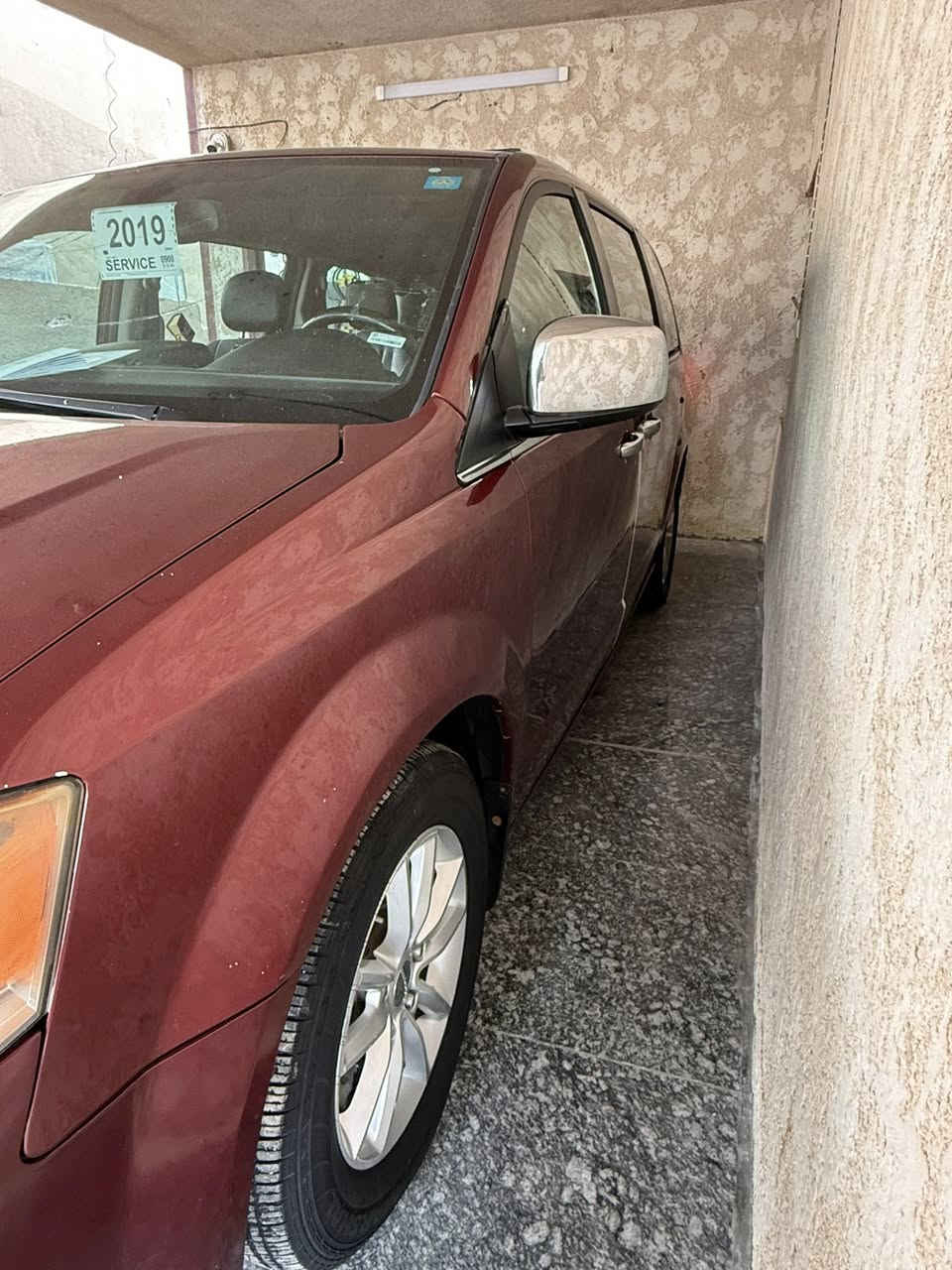 دوج كرفان موديل 19 للبيع فقط
لليدور نضيف 
موصفات sxt
كشنات كهرباء وباب سلايت كهرباء وجنطة كهرباء 
نظام ايكو اقتصادي 
تحكم ستيرن 
تحديد سرعة
ايرباك سليم 
مكينة 3.6 كفالة 
كير كفالة 
رقم بغداد الجديد بأسمي تحويل ثاني يوم 
حادث اميركا طخه خفيف جاملق امامي جهه سايق بدون دواخل ولا ايرباك وصورهه مرفقه بالمنشور فقط جاملق 
العراق كفاله من كلشي 
سعر 188 وبيهه مجال اخوان محتاج فلوس  رجاءاً لحد يكسر بحلالي سيارة نضيفه كلش ***********
مكاني بابل
