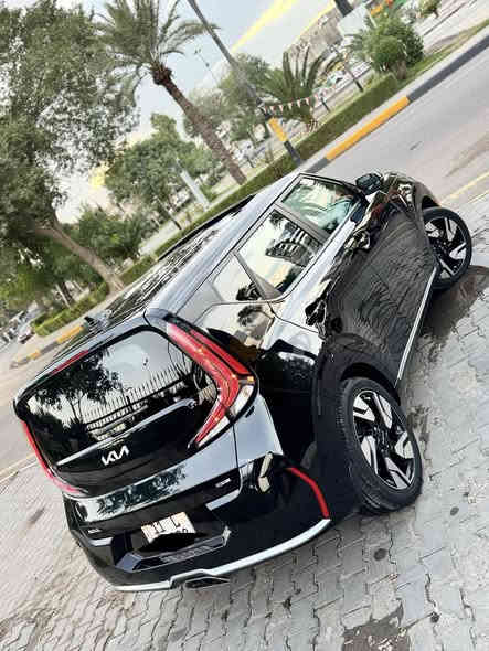 للبيع كيا صول 2023 فول مواصفات جي تي لاين 

حادث السيارة بانيد مبدل او مصبوغ او بارد بسيط بلجاملغ 

صور الحادث مرفقة مع الصور  رقم بغداد بسمي 

مواصفات فول 

فتحة 

بصمة 

بصمة ابواب 

شاشة كبيرة 

كامرة دوارة 

رادار جانبي 

رادار امامي 

رادار خلفي 

اشاير بلمري 

تشغيل عن بعد 

شاحن واير ليس 

فول تحكم ستيرن 

مود درايف 

اوتو ستارت 

نظام نزول المنحدرات 

ستيرن جلد حرف D

مكينة 2000 دوش 

كراسي مطعم جلد 

تبريد منفصل 

 بلوتوث 

حاكية 

مخارج تايب سي 

ماشية 14 الف ونص 

السعر 170 أوبيهة مجال 

مكان السيارة بغداد كاظمية 

الاستفسار ***********

***********
