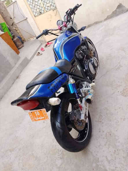 السلام عليكم اخوتي الطيبين  // اني مكلف بالنشر اخوتي // دراجه سبي فور400  16والف. نضافه مثل ما جاي تشوف بعينك
وراق أصولي كمرك مدفوع بس ترقم شرط 1و2و3بطناش واتكفلك بكلشي 
  
(  مكفوله كفاله عامه  دراجه-- كير-- مكينه ---كهربائيات ---تايرات ))
عليها ادامه كامله 
قطره صبغ مابيها خلااااص

 معدل شرط 180 وتعبر  

كلشي  شغال بيه كهرباياته كامله    جاهزه عل الاخير
 نكره بكل وقت نضافته كدامك
السعر.     مليون و750الشراي يتصل

//***********///
//***********///
مكاني بابل--الشراي يتصل--وعيوني له
