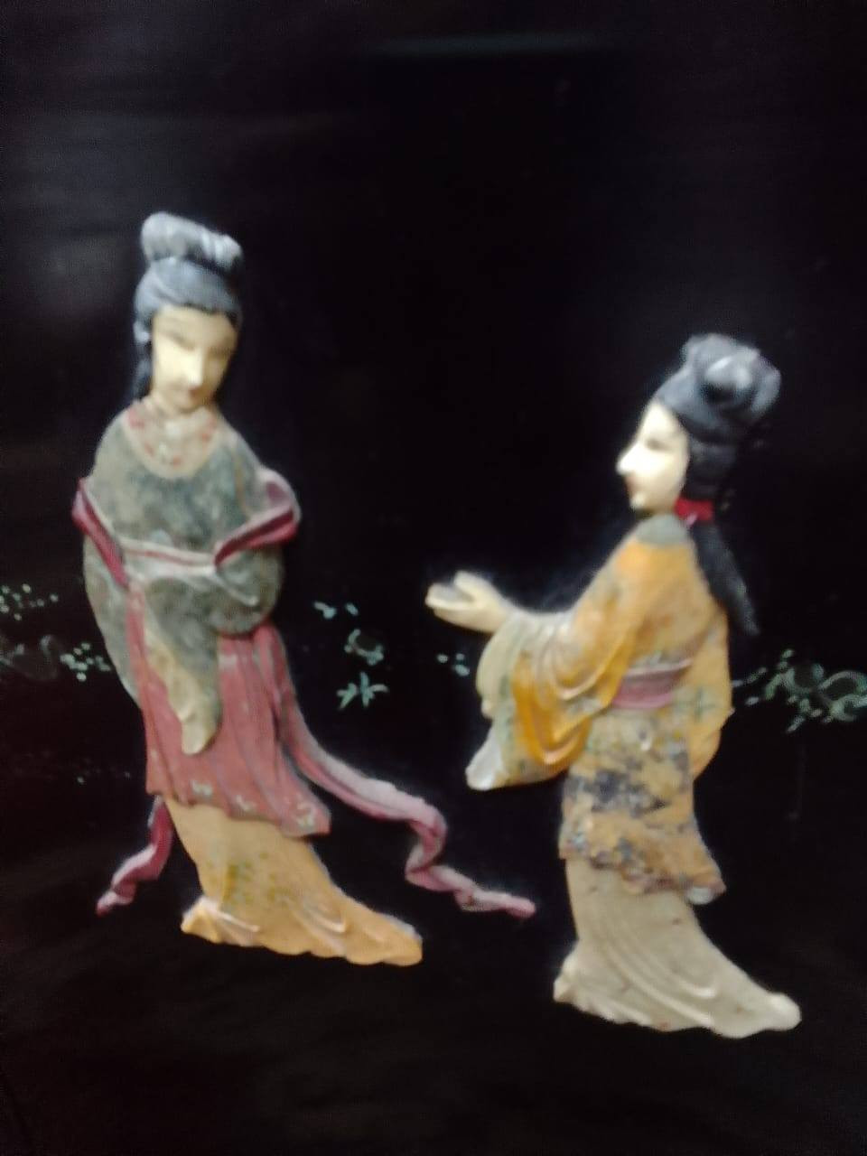 قطعه من اندر النوادر على الإطلاق باهي شنوه صيني اصلي عمره يتراوح بين120سنه تقريبا مطعمه بالحجر الجات والاحجار الطبيعية والبرونزا الاحمر الاصلي ويوجد قفل برنزا احمر من نفس التطعيم باهي عباره اتنين دلفه 
مقاس ارتفاع 76سم عرض59سم عمق 28سم
السعر6,750نهائي
للتواصل واتساب:01271913234


**إذا كنت صاحب هذا الإعلان وتريد حذفه لأي سبب، رجاءا أرسل رسالة إلى الدعم الفني**