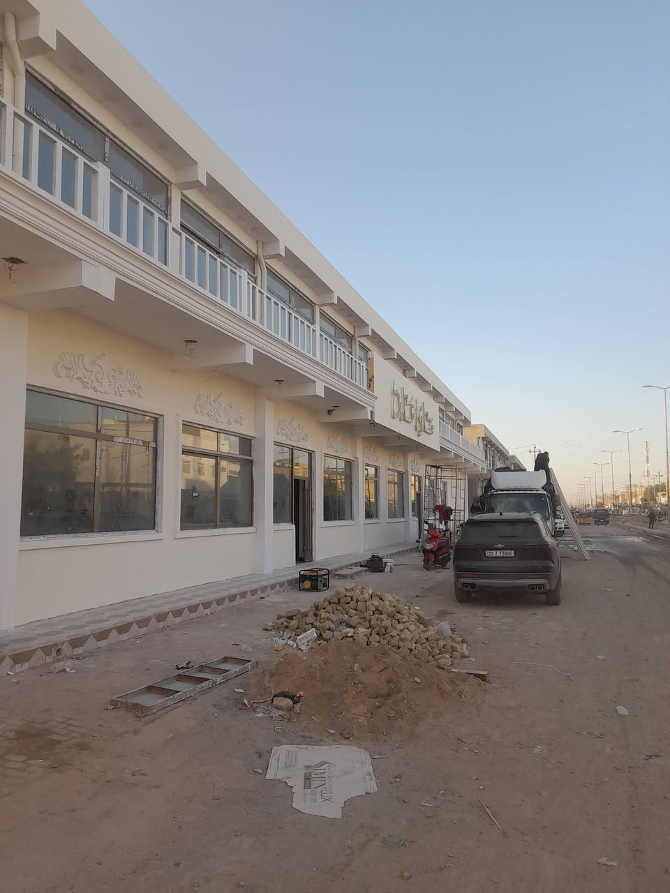 صبغ شبابيك وبيبان صبغ داخلي خارجي شرط نضافه العمل خاص او ***********

