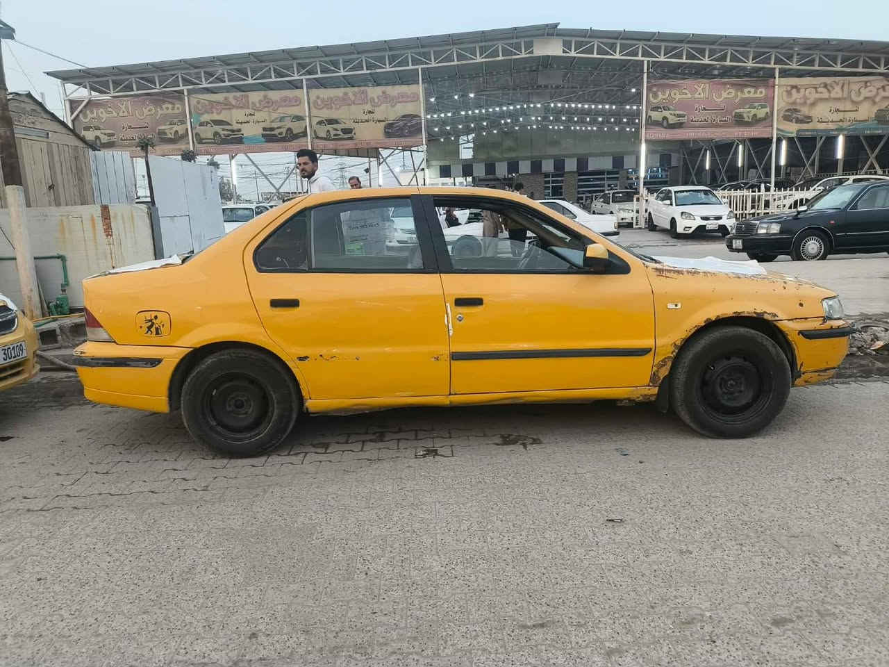 سلام عليكم سمند 2010 بيه صوت براص وهياء 300 ابيع هل موجود ولمالك   بل كوفه 12 وبيه مجال ***********
