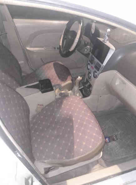 السلام وعليكم شباب شيري فلاوين خصوصي 2011 صدر نظيف باتري جديد كشر نظيف محرك بي سيارة بسمي خيط تبخير خفيف عين وصينية جديد سيارة حلوة سعر 33 بيها مجال بغداد الدوره رقم ***********
