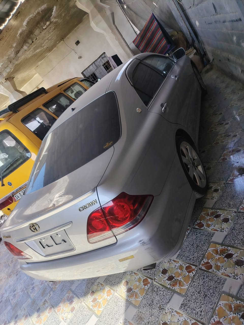 سلام عليكم، شاهينه ٢٠٠٥ خمسينيه علايم ذهبيه كفاله عامه رقم بصره تحويل ثاني يوم واتعهد بلرسميات شاصي ٨٢ لمرقوب سياره جديده كلش ماشيه ٤٧ الف، السعر ١٦٥ العنوان بصره ابي الخصيب ***********،
