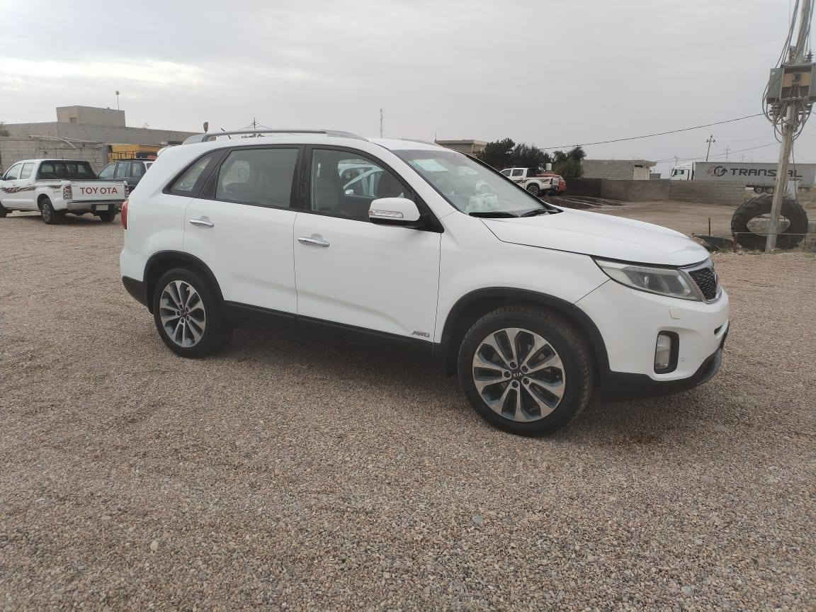 السلام عليكم سورنتو للبيع رغم بغداد للستفسار والتفاصيل اتصل *********** ٠٧٨٠٠٤٧٥٠٦
