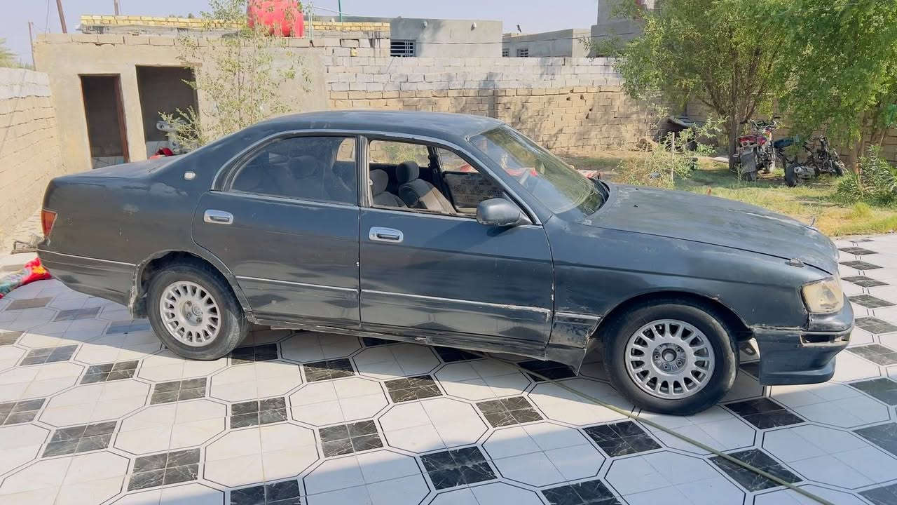 سلام عليكم
بطه للببع موديل 1992 مكينه ففتي 
سياره جاهزه مكينه كير حداديه جديد (بدون تحويل) 
السعر 20 وبيها مجال مكان ذي قار ***********
