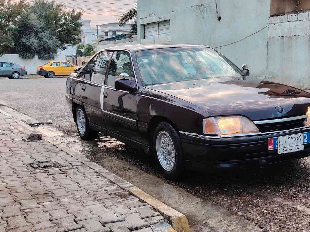 يالله سلام عليكم للبيع اوميكه موديل 1992 شرط التحويل و الوكاله مشروع وطني دفتر بانزين سستم سماعات محرك 20 كير عادي تخم ويل كروم تخم السعر 25 و بيه مجال***********
ملاحظة ما اجاوب عل تعاليق ولا ماسنجر فقط اجاوب على اتصال الرقم ***********
