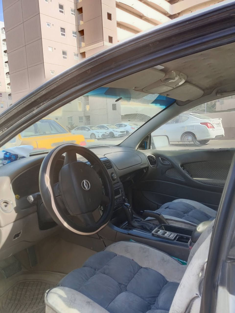 سياره للبيع شفروليت لومينا موديل٢٠٠٤ تخم تاير جديد صدر جديد امامي خلفي كهربائيات  كلها جديده محرك وكير vvt3000 ***********
