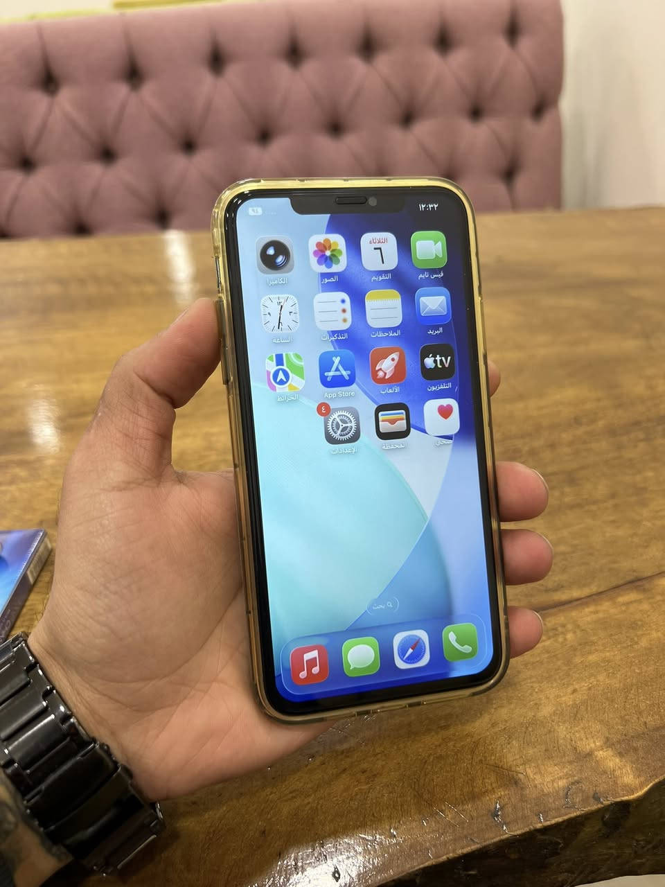 ايفون 11 برو ماكس
ايفون 11 برو ماكس ذاكرة 256 ماستر

مبدل شاشة وبطارية سعرة 250 الف

مكاني جميلة او بلديات ***********
