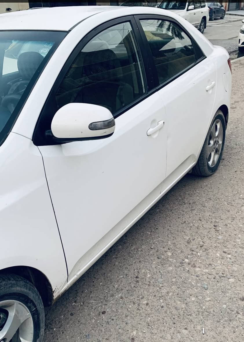 السلام عليكم
سيراتو 11خليجي للبيع 
رقم شمالي سليمانيه
السنويه بااسمي
ماشيه 270 وقابل للزايده 
*********** بغداد / البنوك 
السعر ب90
